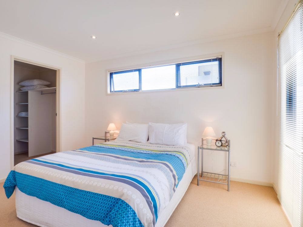bedroom - Torquay Apartments